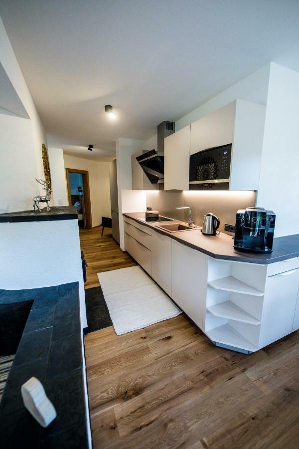 Leni'S Appartements Fieberbrunn Buitenkant foto